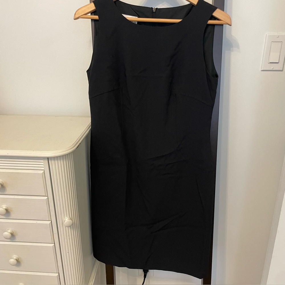 Proportion Petite Elegant Black Sleeveless Dress. Versatile & timeless. Size S